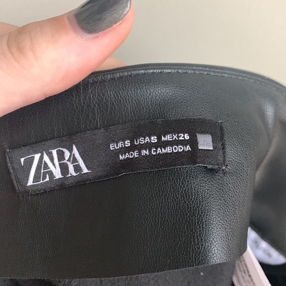 faux leather mini skirt - Picture 5 of 5